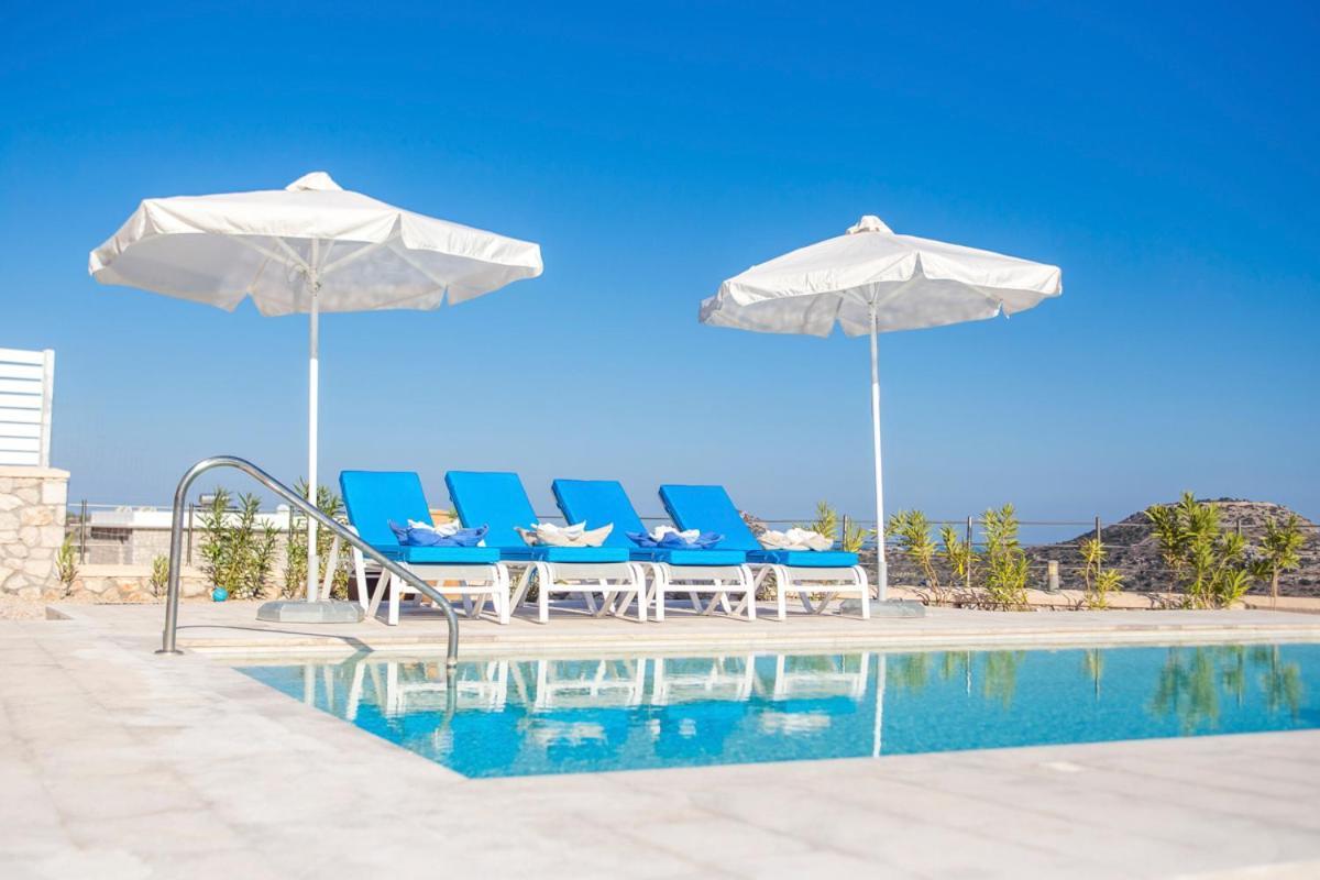 Afantou Villa Sleeps 8 With Pool And Air Con מראה חיצוני תמונה