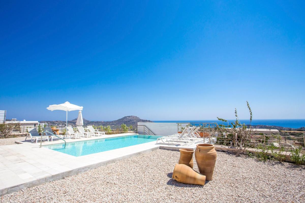 Afantou Villa Sleeps 8 With Pool And Air Con מראה חיצוני תמונה